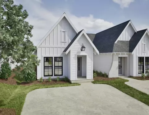 82 Hunters Way, Opelika, AL 36801