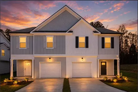 1293 Mccoy St, Opelika, AL 36801