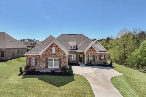 703 Bush Creek Rd, Opelika, AL 36804