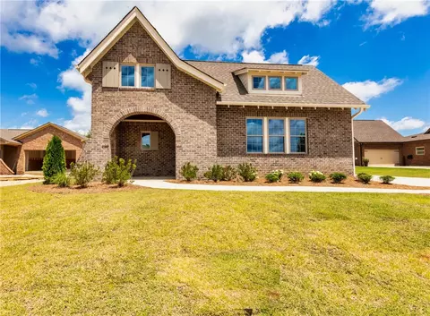3 Burts Gap Rd, Auburn, AL 36830