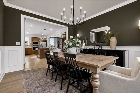 Dining - 5 Burts Gap Loop, Auburn, AL 36830 photo 1 of 2
