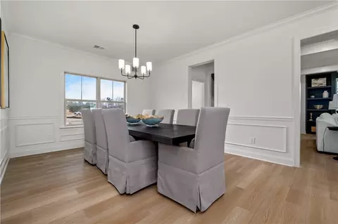 Dining - 6 Burts Gap Loop, Auburn, AL 36830 photo 1 of 3