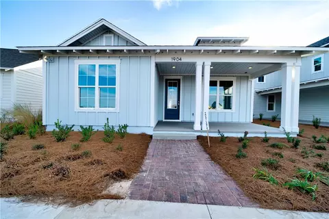 1 James Burt Pkwy, Auburn, AL 36830