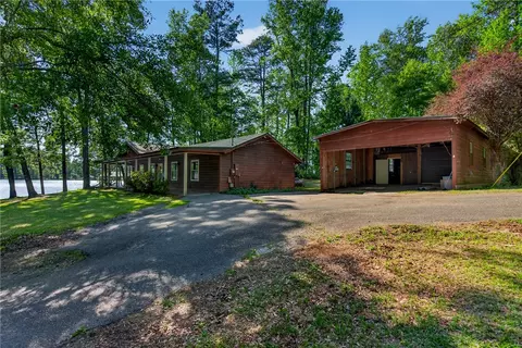9375 Lee Road 379, Valley, AL 36854