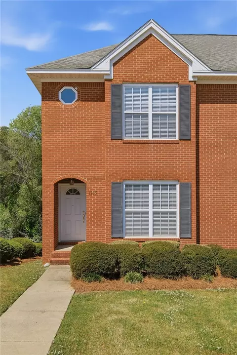 1213 N Dean Rd, Auburn, AL 36830