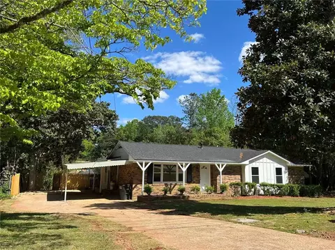 1403 Preston St, Opelika, AL 36801