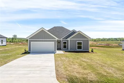 1238 30th St, Valley, AL 36854
