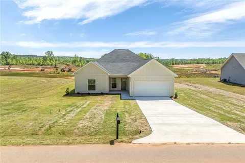 1240 30th St, Valley, AL 36854