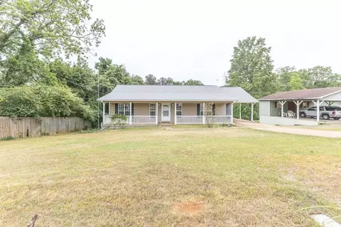 2107 S Seale Rd, Phenix City, AL 36869