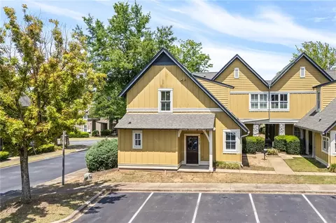650 Dekalb St #1228, Auburn, AL 36830