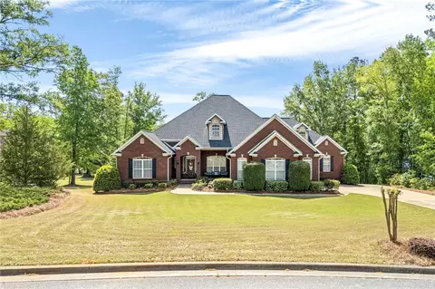 701 Blackberry Cv, Opelika, AL 36804
