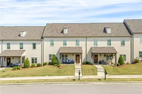 2252 Pam Cir, Auburn, AL 36832