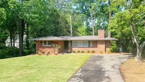 643 N College St, Auburn, AL 36830