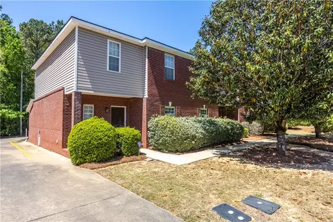 1436 S Donahue Dr #C, Auburn, AL 36832