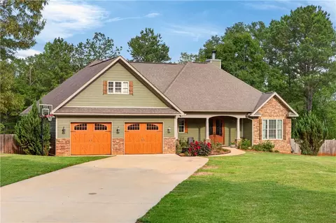 552 Lee Road 260, Opelika, AL 36804