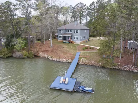 1077 Lee Road 370, Valley, AL 36854