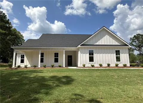 1303 Lee Road 117, Opelika, AL 36804