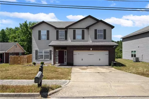 409 26th Ct, Phenix City, AL 36869