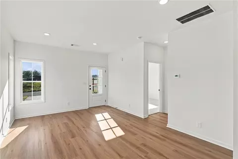 Living - 1002 Twin Ln, Valley, AL 36854 photo 3 of 3