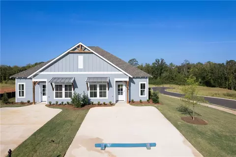 Exterior - 1002 Twin Ln, Valley, AL 36854 photo 3 of 7