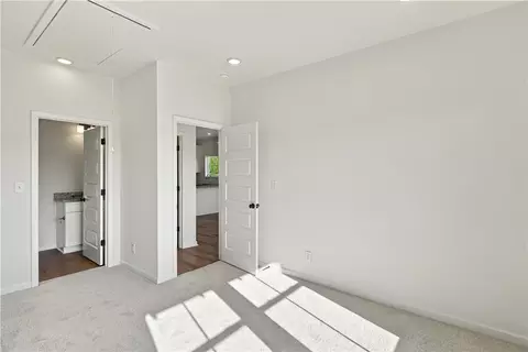 Bedroom - 1002 Twin Ln, Valley, AL 36854 photo 2 of 4