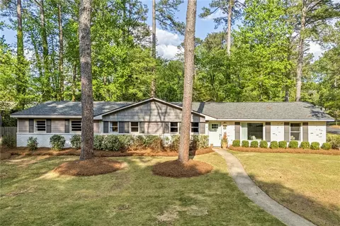 1244 Sanders St, Auburn, AL 36830
