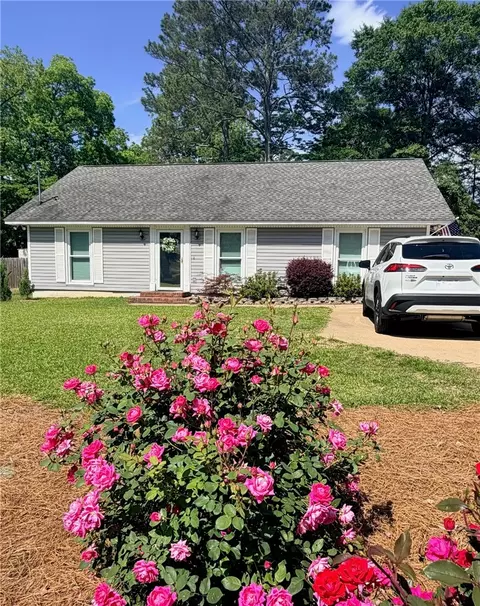 803 Shamrock St, Opelika, AL 36801