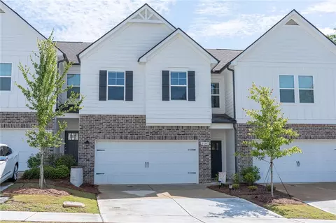 3287 Alana Ct, Opelika, AL 36804