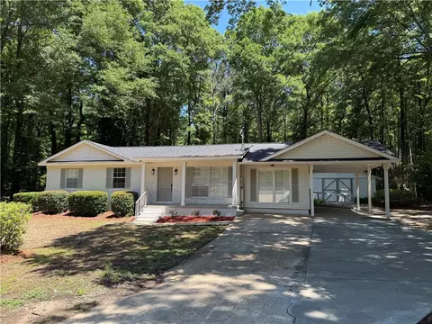 306 Crawford Rd, Opelika, AL 36804
