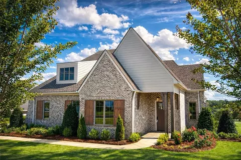 207 Bridgewater Blvd, Auburn, AL 36830