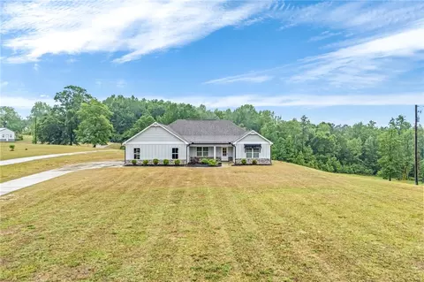 285 Lee Road 852, Opelika, AL 36804