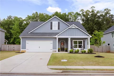 930 Catherine Dr, Opelika, AL 36801