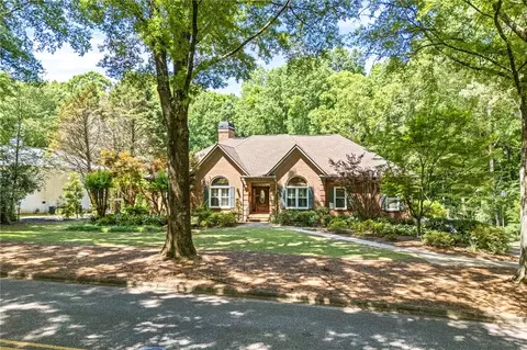 786 Moores Mill Dr, Auburn, AL 36830