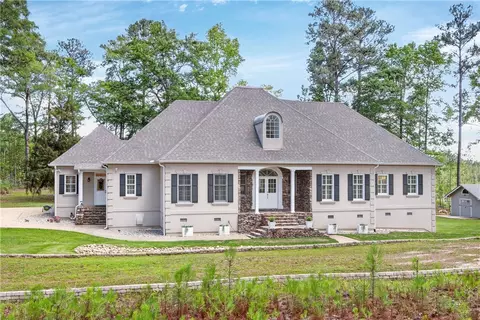 4297 Judge Brown Rd, Valley, AL 36854