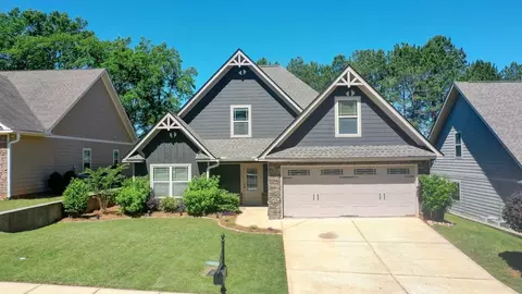 135 Denali Ln, Auburn, AL 36832