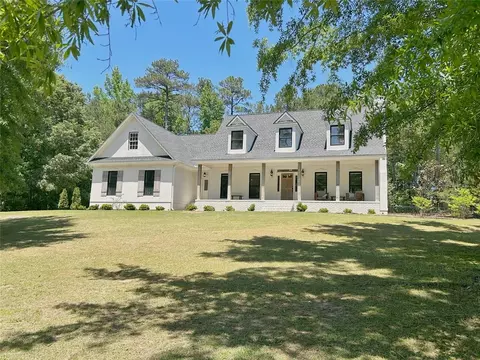 2004 Moores Mill Dr, Lanett, AL 36863