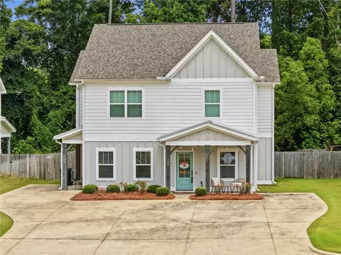 736 Northern Village Ct, Auburn, AL 36830