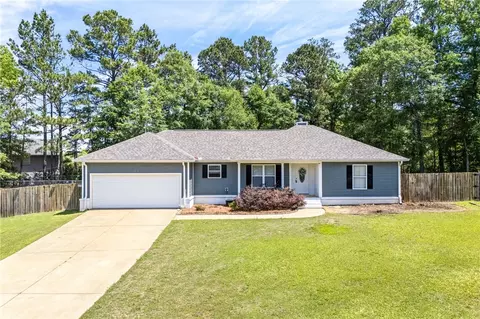 2702 Cunningham Ct, Opelika, AL 36801