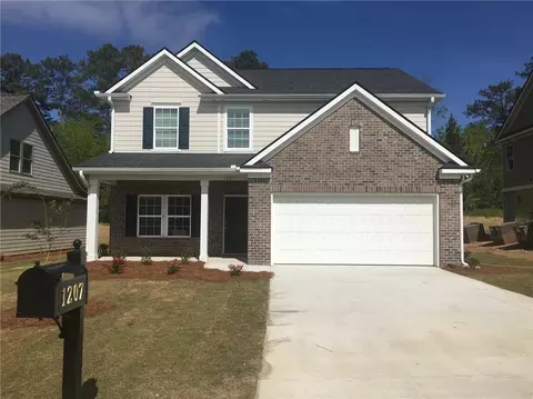 1207 Weatherford St, Auburn, AL 36830