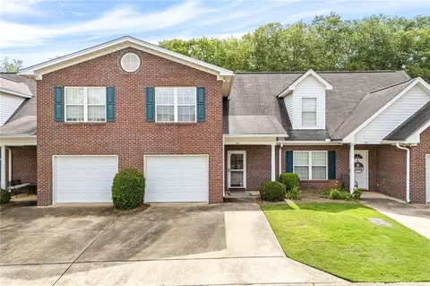 2428 E University Dr #304, Auburn, AL 36830