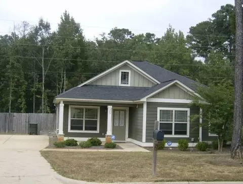 323 Embry Ln, Auburn, AL 36830