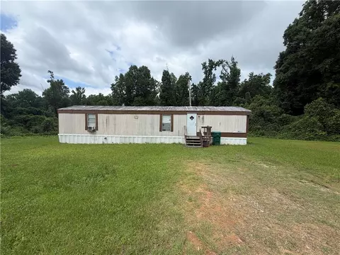 1576 Panther Pkwy, Smiths Station, AL 36877