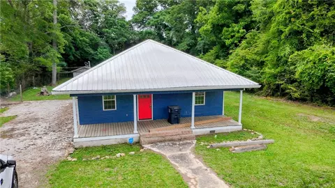 307 1st Ave SE, La Fayette, AL 36862