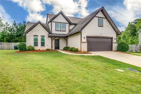 689 Shelton Cove Ln, Auburn, AL 36830