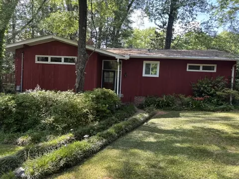 611 N 9th St, Opelika, AL 36801