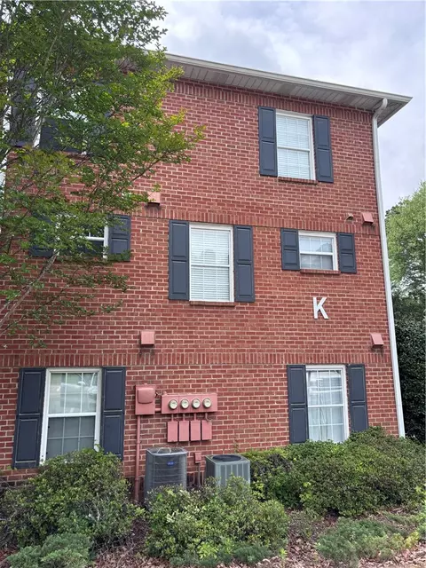 144 E University Dr #K106, Auburn, AL 36832