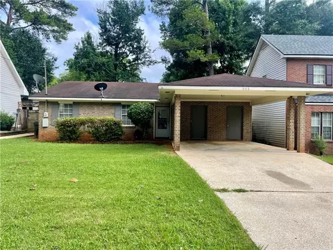 806 Choctaw Ave, Auburn, AL 36830