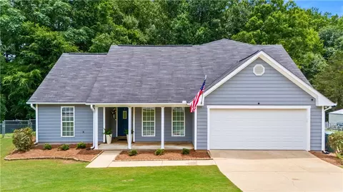 1509 Albert Ct, Opelika, AL 36801