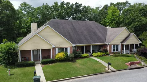 596 Homewood Dr, Auburn, AL 36830