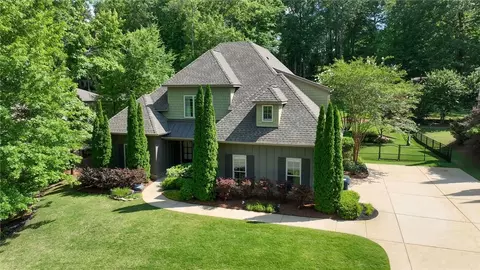 1569 Club Creek Dr, Auburn, AL 36830
